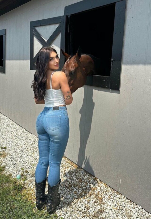 Hot Women Showcasing Style In Jeans free nude pictures