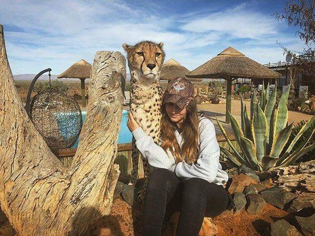 This Cutie Is Not Afraid Of Any African Wildlife (pics + gif) free nude pictures