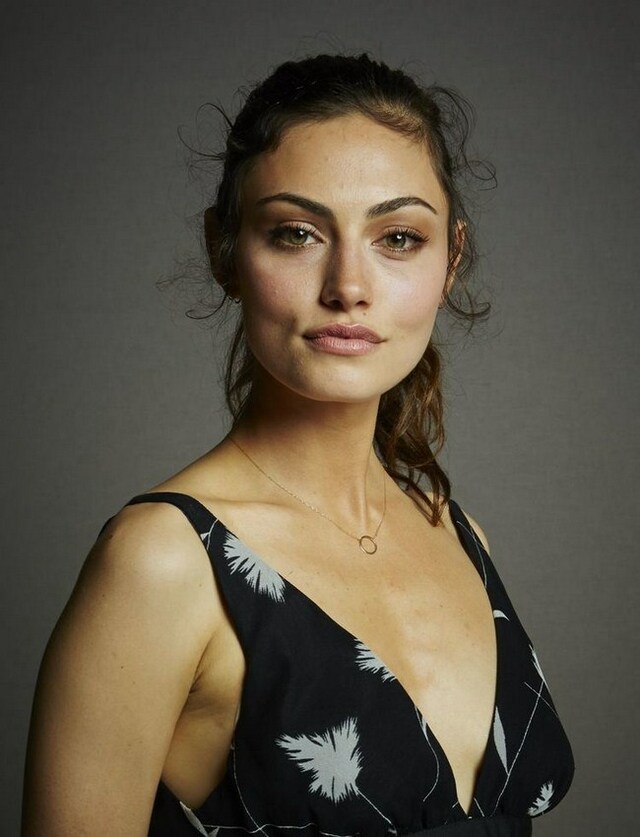 Phoebe Tonkin Looks Good in Everything free nude pictures
