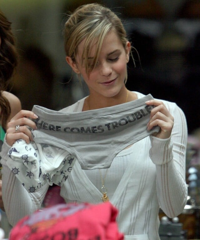 Emma Watson Shows Off Her Panties Before Bed free nude pictures