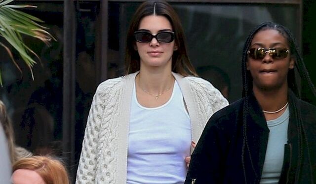 Kendall Jenner Out to a Braless Lunch! free nude pictures