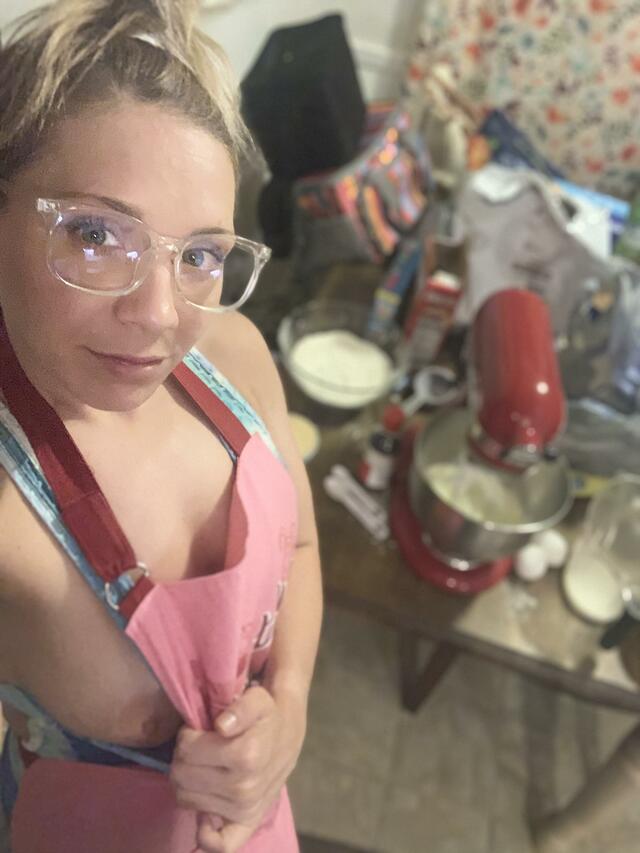 35 Teacher & Mom of 2... baking a cake to start my Spring Break... don’t look at my messy table 😝 free nude pictures