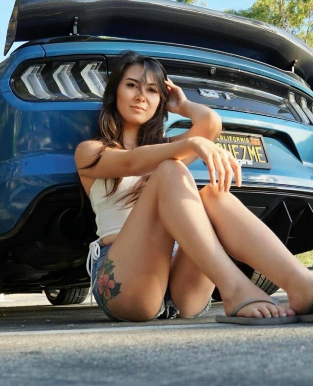 Girls With Cars And Bikes free nude pictures