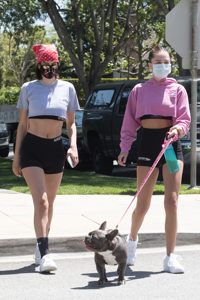 Delilah and Amelia Hamlin Masked Up  free nude pictures