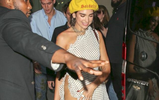 Dua Lipa is Panty-less in a Summer Dress! free nude pictures
