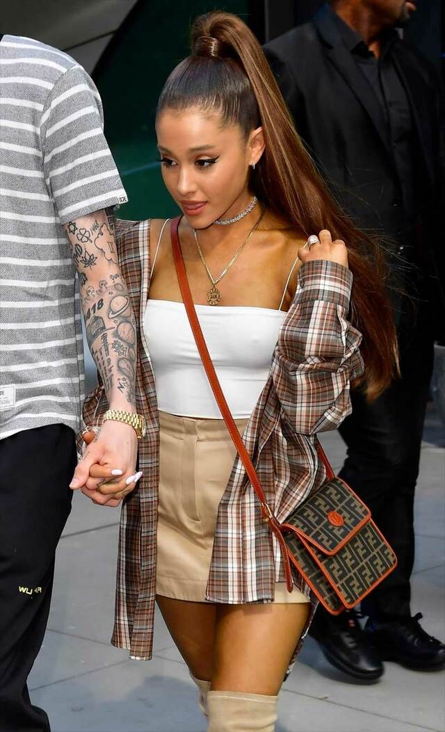 Ariana Grande Braless Pokies on the Street free nude pictures