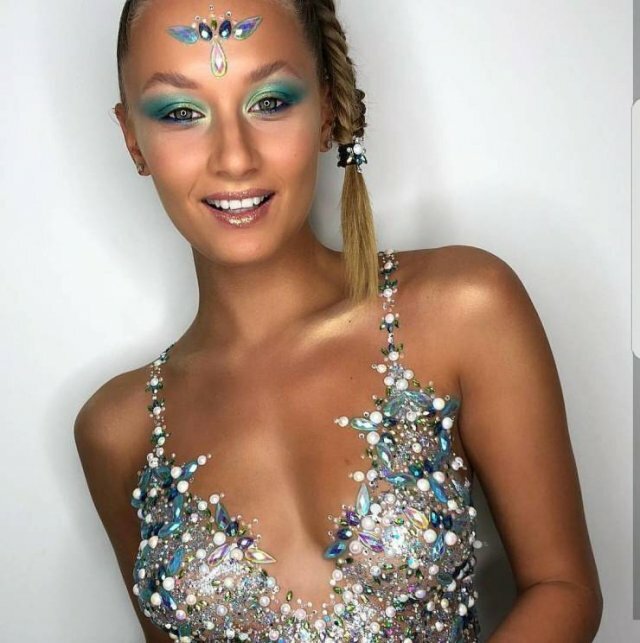 Girls In Glitter free nude pictures