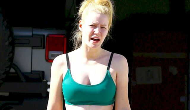 Iggy Azalea got a Food Delivery! free nude pictures
