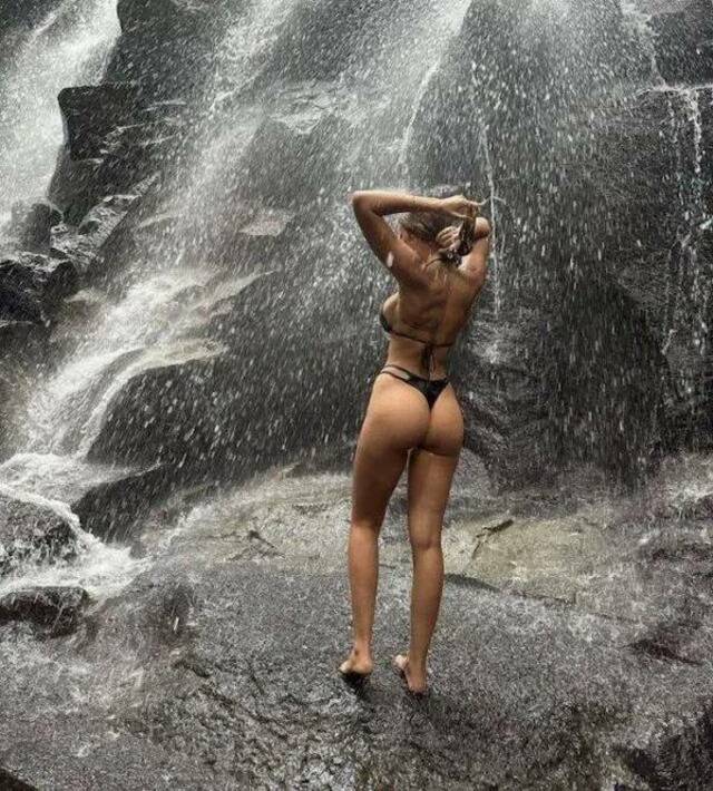 Adventures In The Great Outdoors free nude pictures