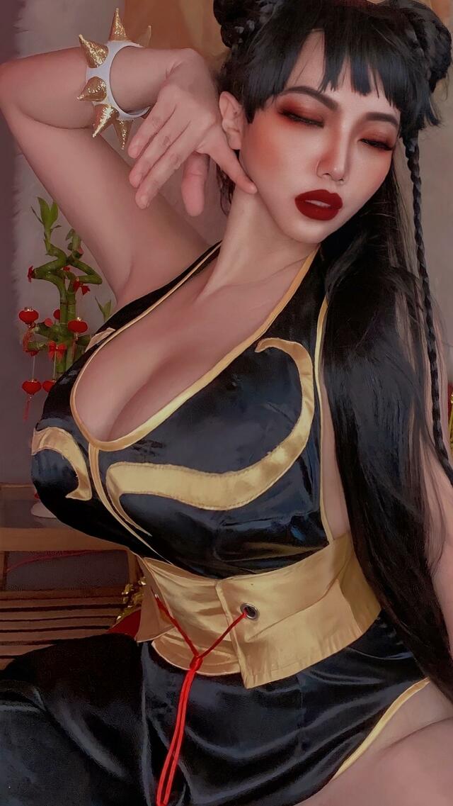 itsAriaBB as Chun-li (Battle Costume) free nude pictures