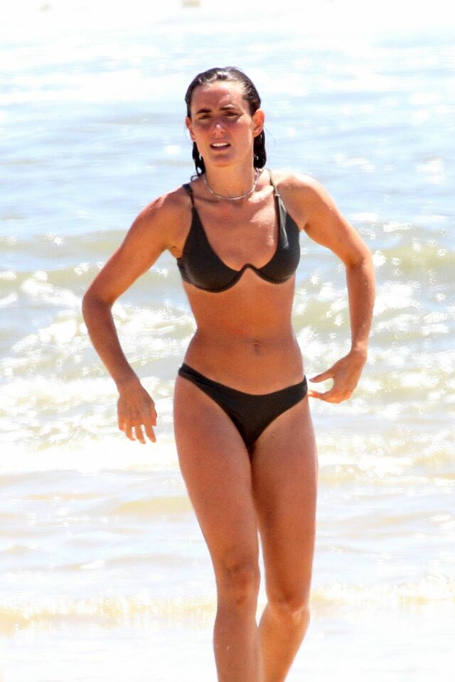 Victoria de Lesseps Black Bikini Photo in The Hamptons free nude pictures