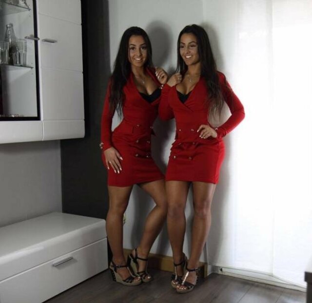 Girls In Red Dresses free nude pictures