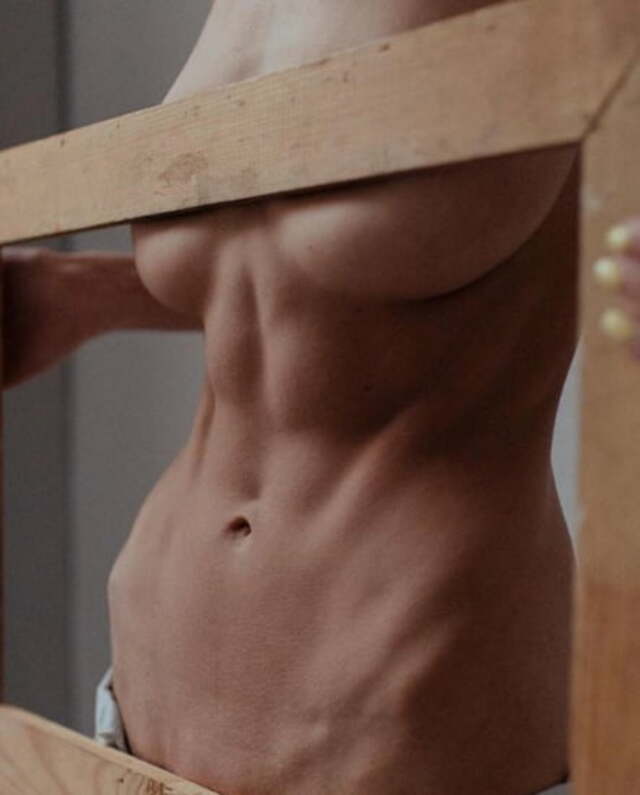 Women with abs are wonderful. free nude pictures
