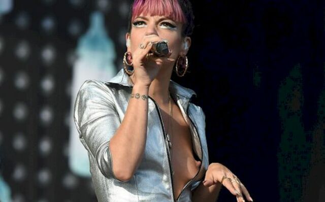 Lily Allen Nip Slips at V Festival Performance! free nude pictures