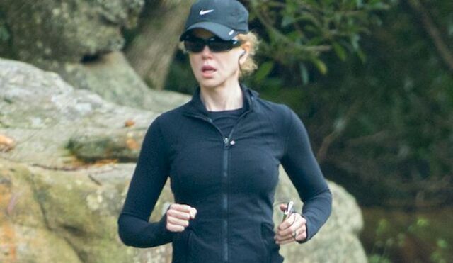 Nicole Kidman Jogging Pokies! free nude pictures