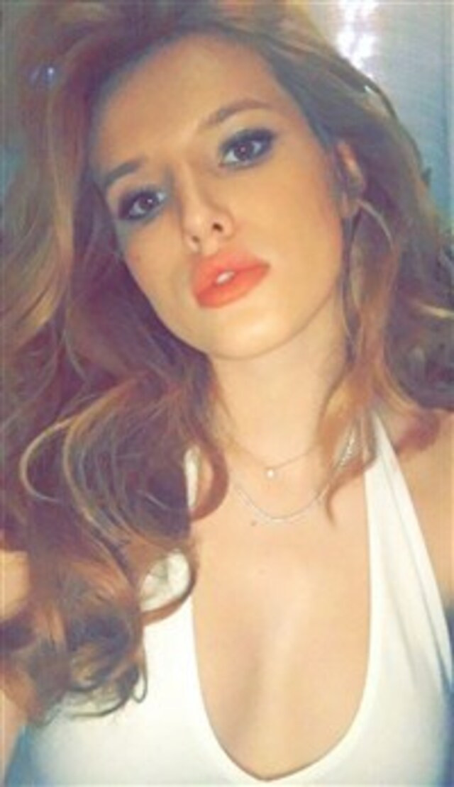 Bella Thorne Shows Off Her Side Boob And Ass On Snapchat free nude pictures