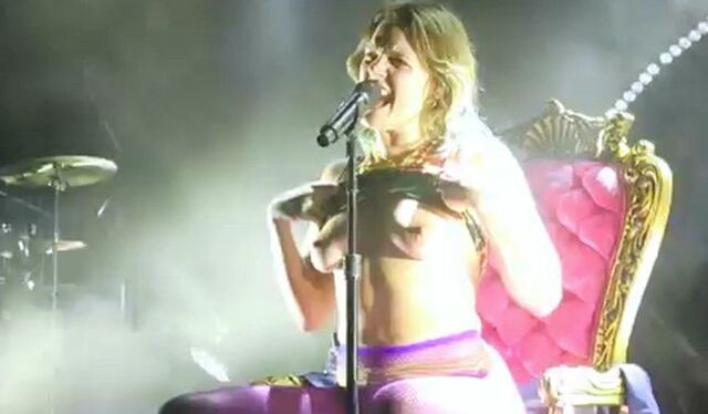 Tove Lo Topless on Stage in Canada! free nude pictures