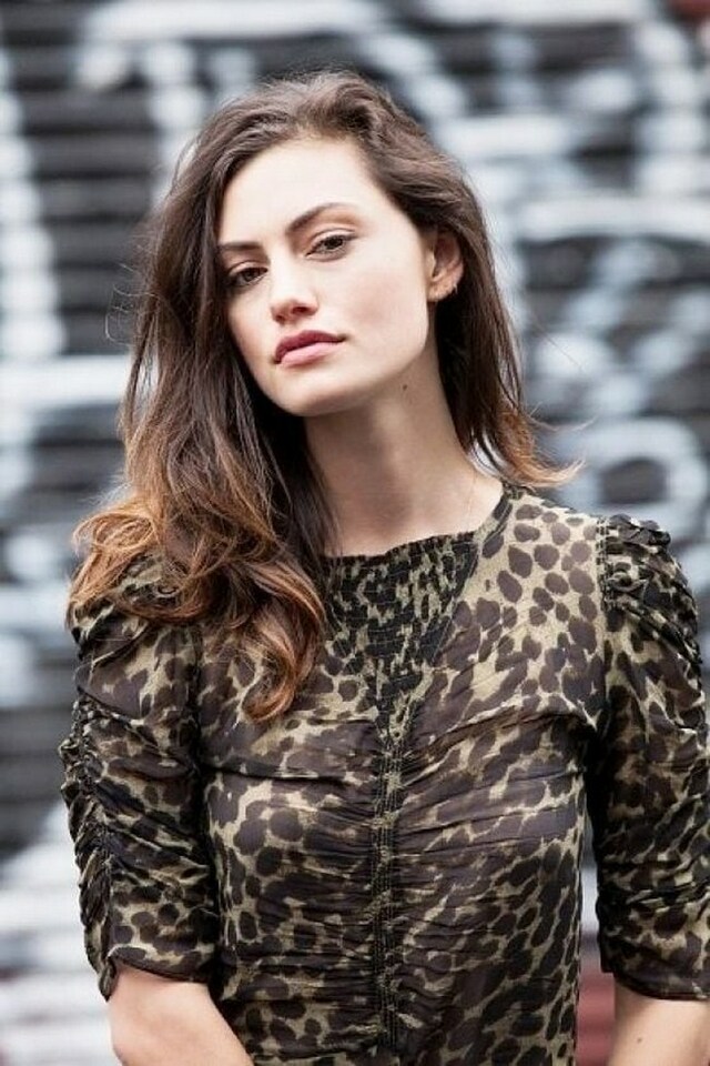 Phoebe Tonkin Looks Good in Everything free nude pictures