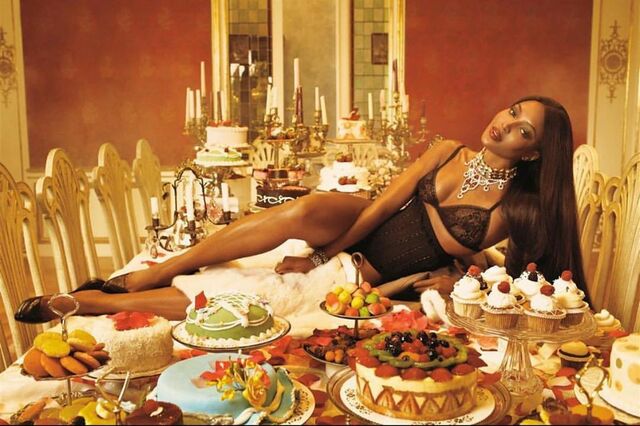 Naomi Campbell in Lingerie for BLACK FRIDAY free nude pictures