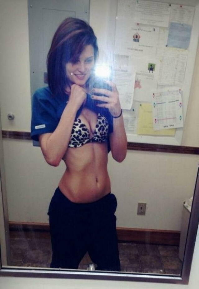 Girls At Work free nude pictures