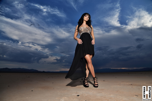 EXCLUSIVE! A Hot Winter's Night in the Desert: Christy Ann Fitness free nude pictures