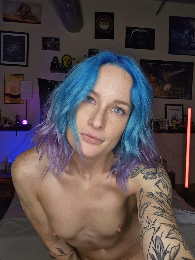 Are guys into neon haired girls with small tits? 😉 free nude pictures