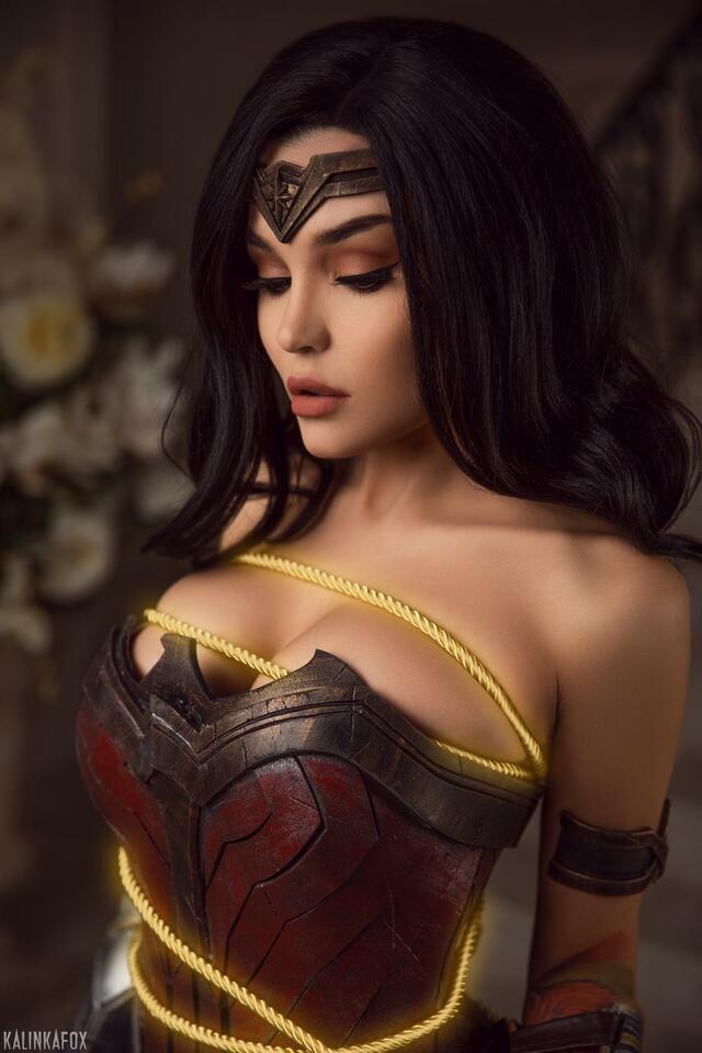 Wonder Woman by KalinkaFox free nude pictures