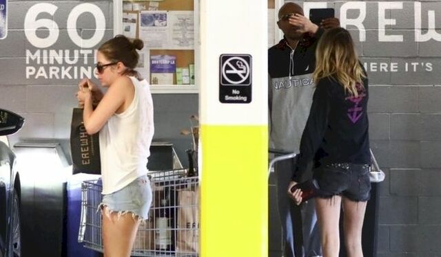 Ashley Benson Camel Toe and Cara Delevingne Confronting Paparazzi! free nude pictures
