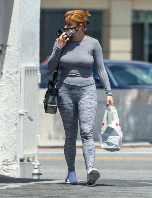 Ariel Winter in Head to Toe Workout Gear free nude pictures