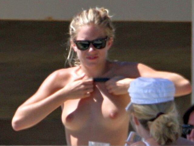 Sienna Miller Topless free nude pictures