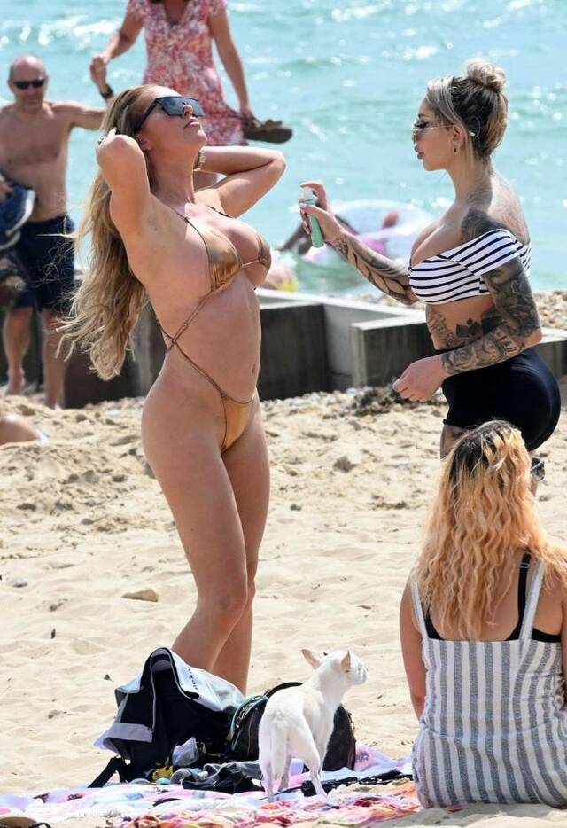 Aisleyne Horgan-Wallace And Her Beach Weekend free nude pictures