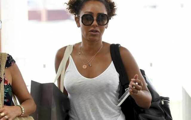 Mel B Pokies at the Airport! free nude pictures