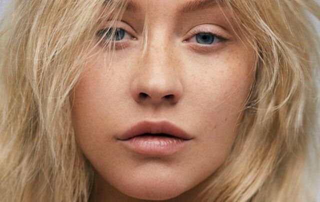 Christina Aguilera goes Natural in Paper Magazine! free nude pictures