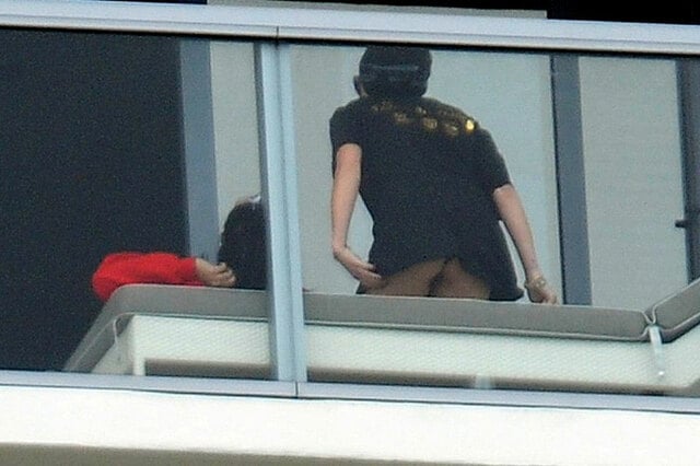 Miley Cyrus Flashes Her Ass Cheeks on the Balcony free nude pictures