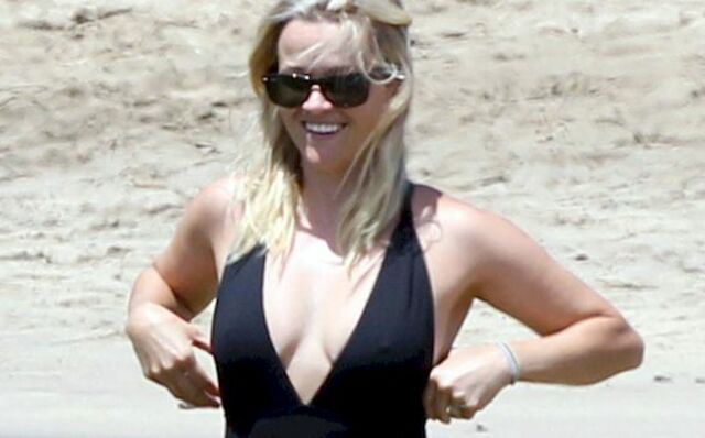 Reese Witherspoon Swimsuit Pokies free nude pictures