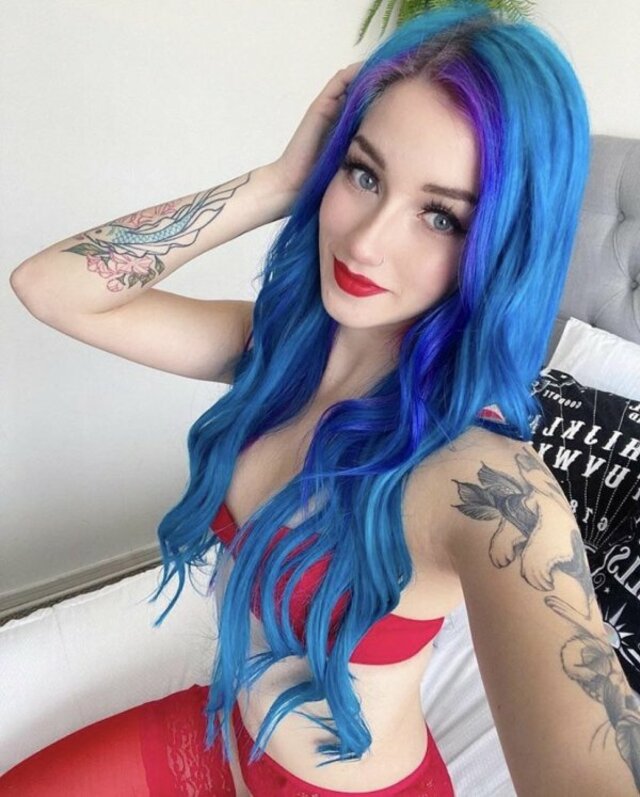 Nude girls dyed hair pics - Real Naked Girls