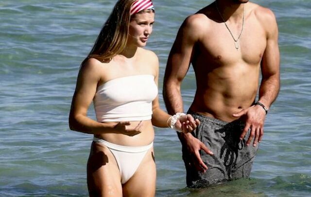 Eugenie Bouchard Camel Toe in a Bikini! free nude pictures