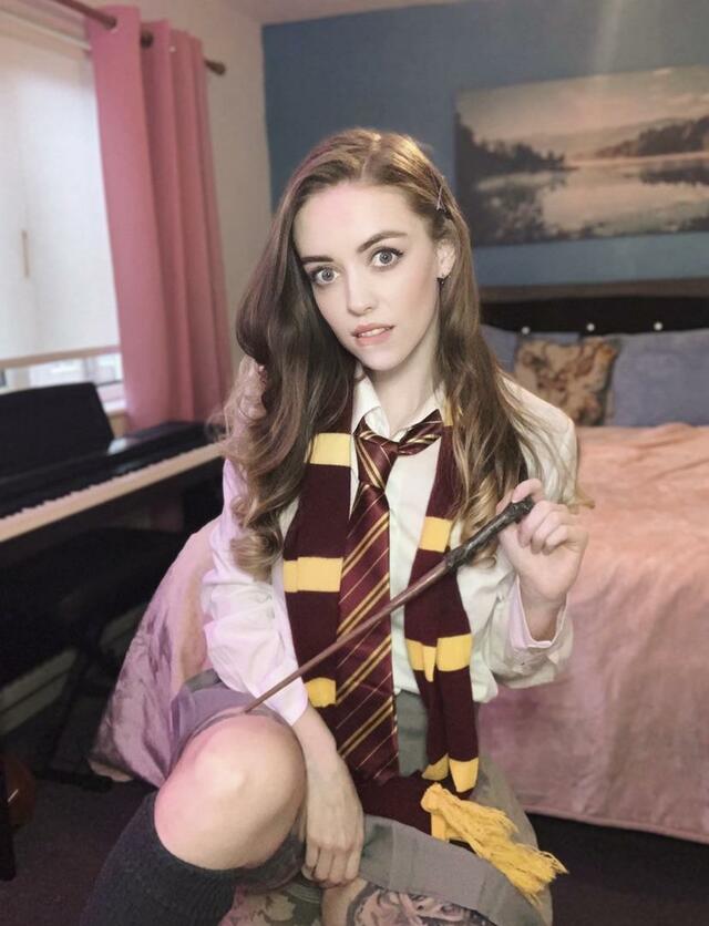 Hermoine by highlandbunny [self] [30/F] free nude pictures