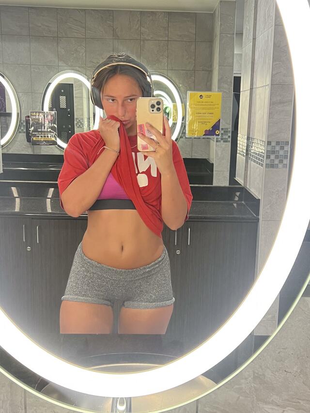 that gap at the gym free nude pictures
