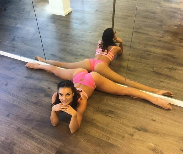That Flexibility! free nude pictures