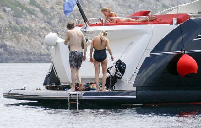 Kate and Daughter Lila Grace Moss on Vacation in Ibiza free nude pictures