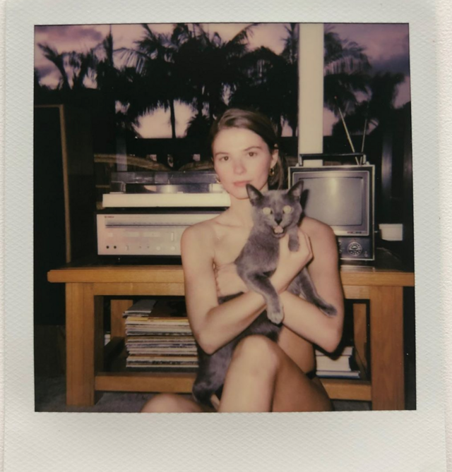 Stefanie Scott Uses her Cat as a Shirt! free nude pictures