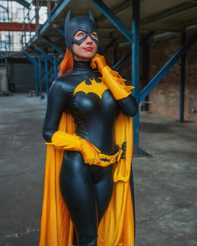 Batgirl by Amanda Lynne free nude pictures