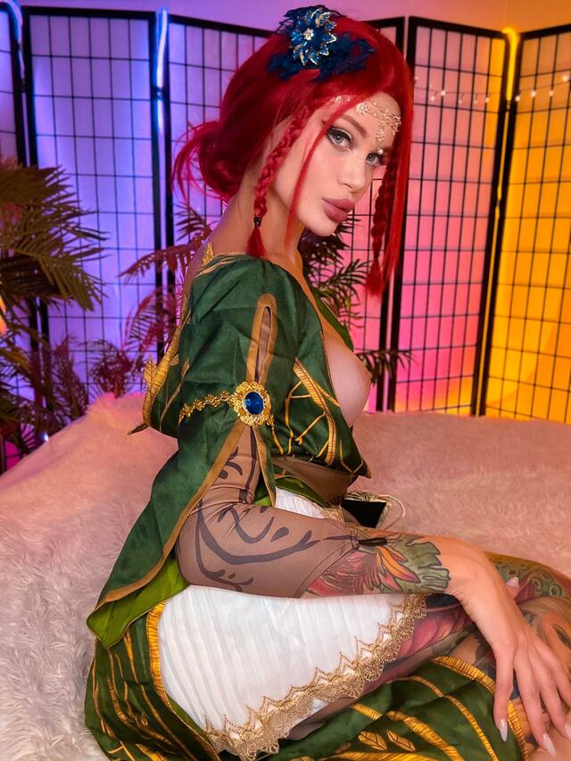 Triss Merigold from The Witcher by Virtual Lady free nude pictures