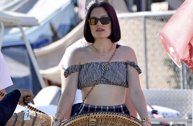 Jessie J Scores a Sweet Deal in a Crop Top at the Flea Market free nude pictures
