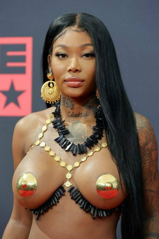 Summer Walker In Pasties At The BET Awards! free nude pictures